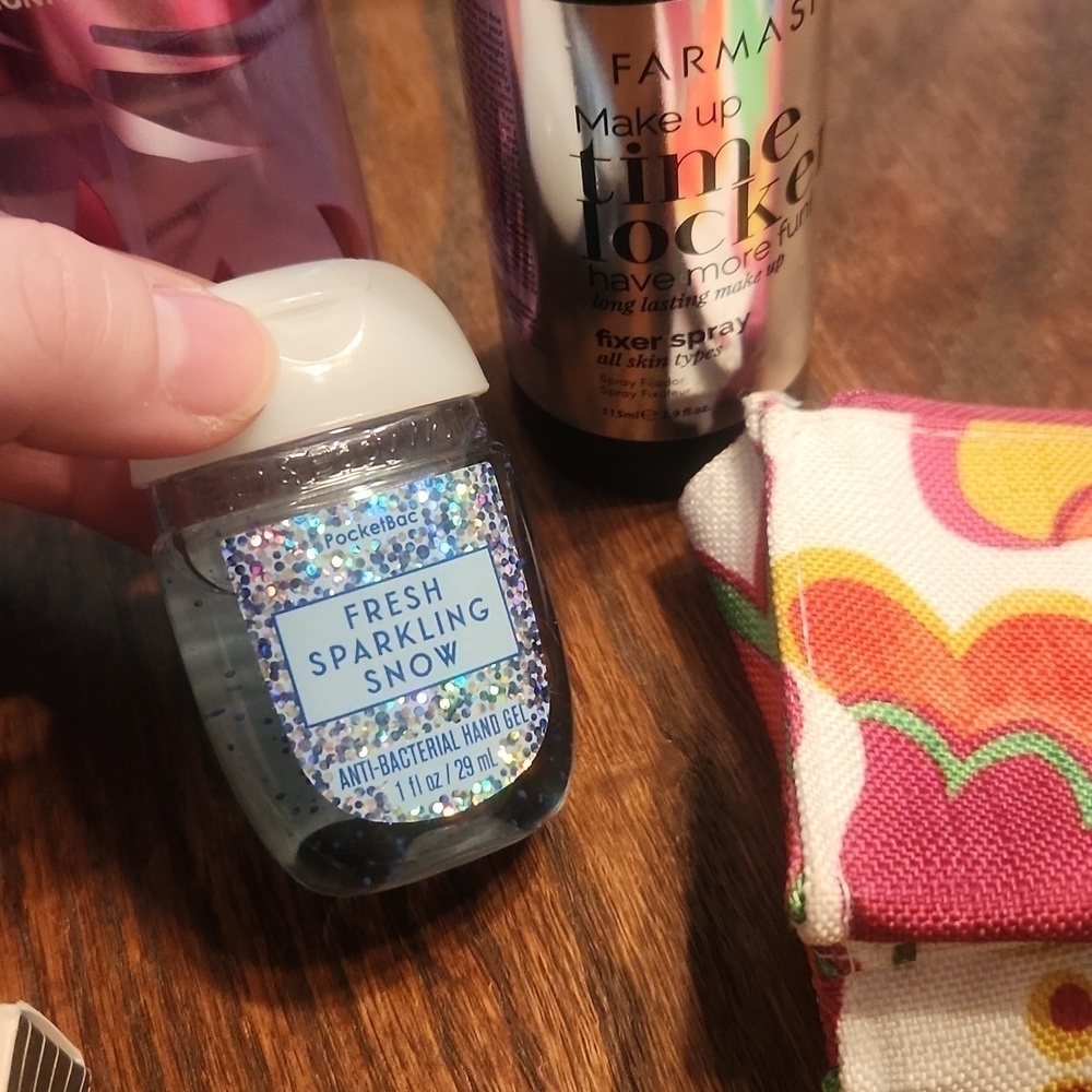 Beauty Bundle - Picture 5 of 10